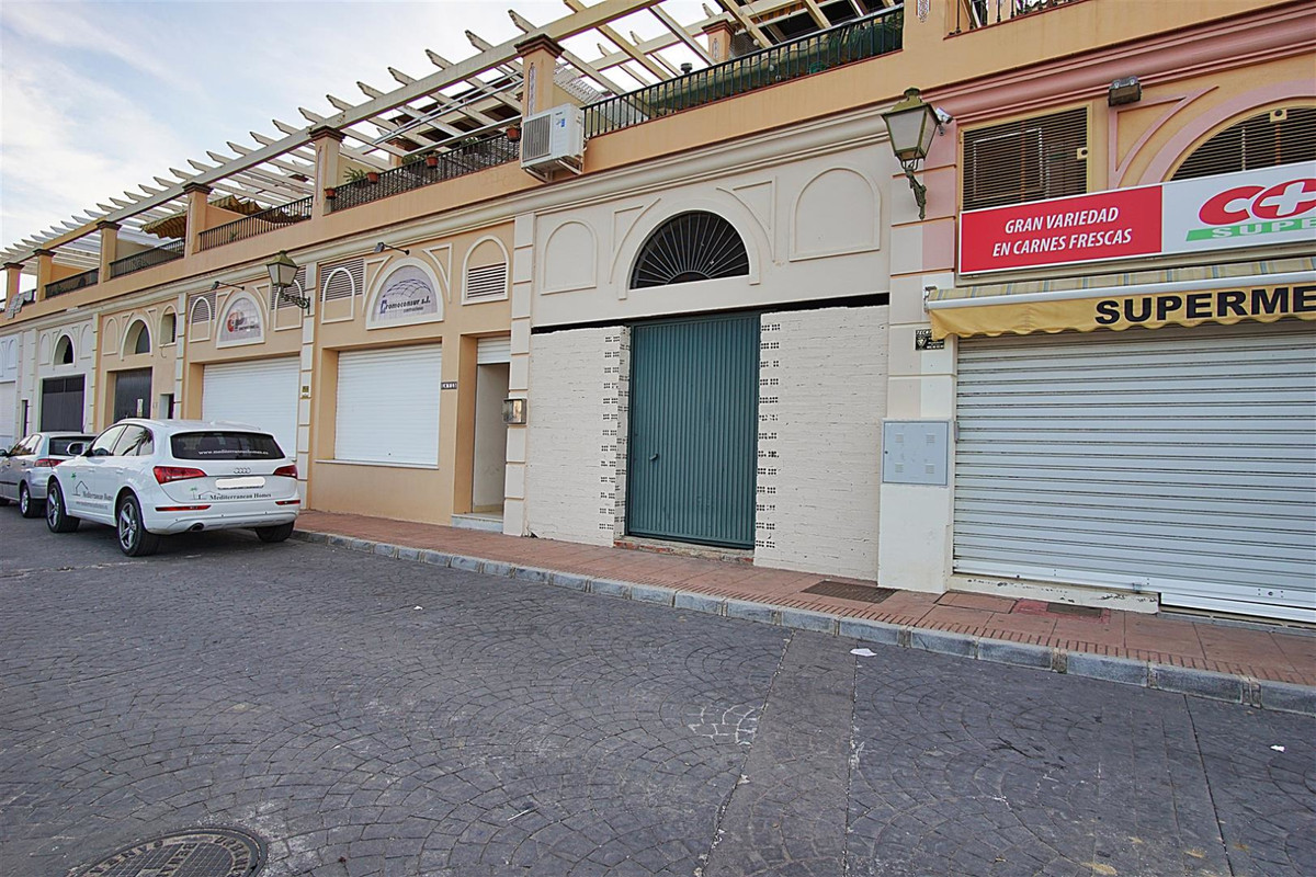 0 bed, 0 bath Commercial - Commercial Premises - for sale in Coín, Málaga, for 135,000 EUR