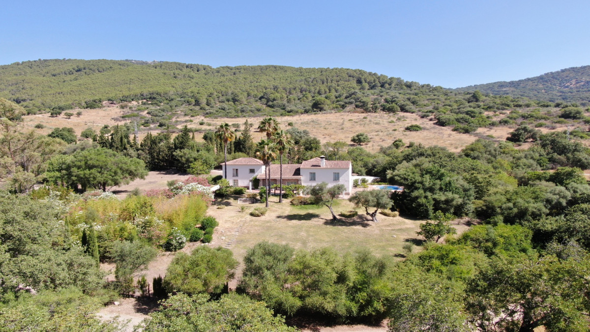 Magnificent  country property for sale  situated in a charming area along the Genal river, between t, Spain