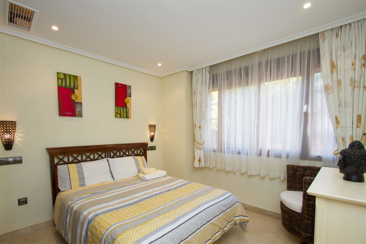 2 bedroom Apartment For Sale in La Mairena, Málaga - thumb 10