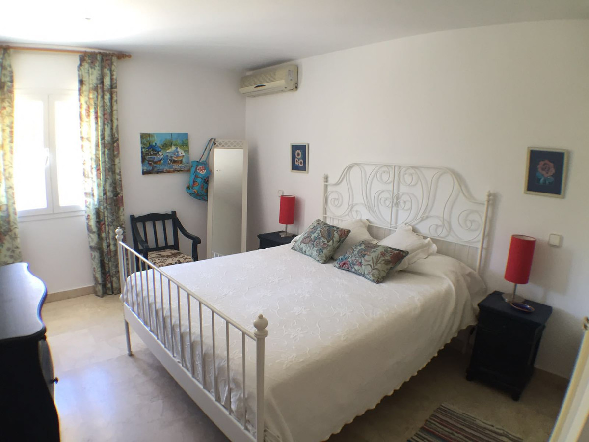 5 bedroom Townhouse For Sale in Nueva Andalucía, Málaga - thumb 18