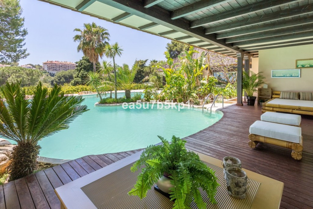 Villa Detached in Marbella, Costa del Sol

