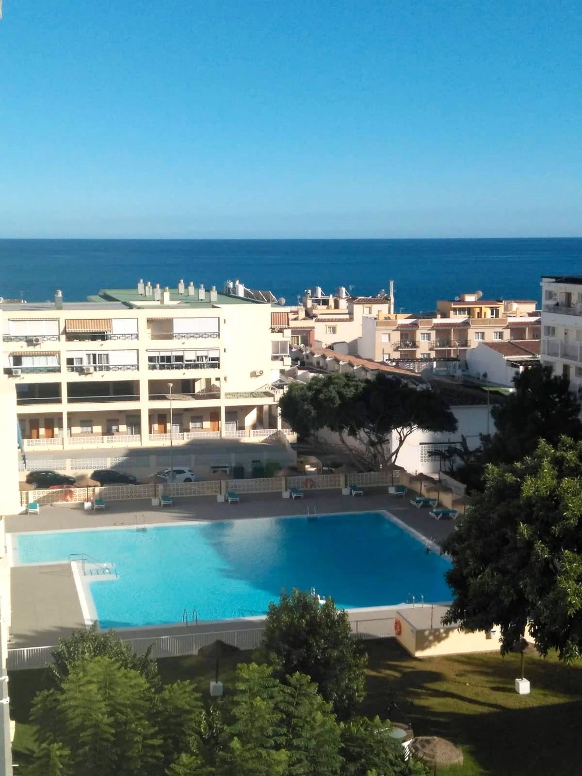 						Apartment  Middle Floor
													for sale 
																			 in La Carihuela
					