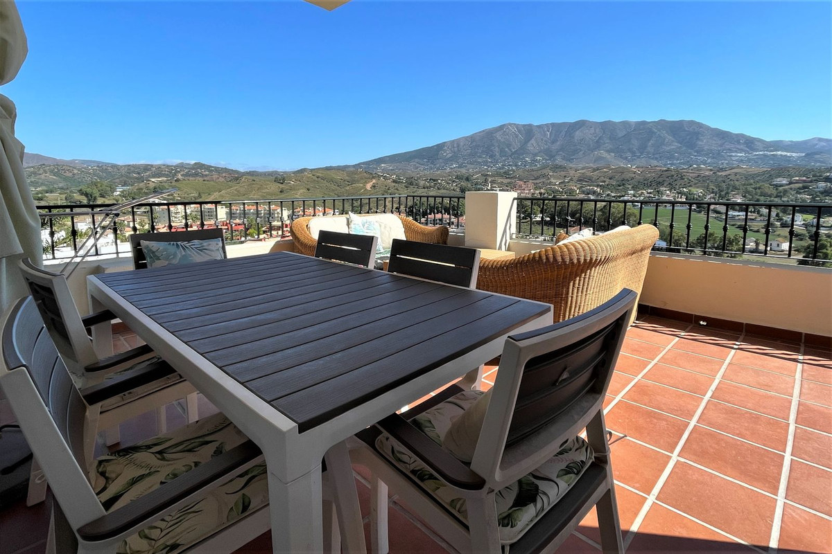 						Apartment  Middle Floor
													for sale 
																			 in La Cala Hills
					