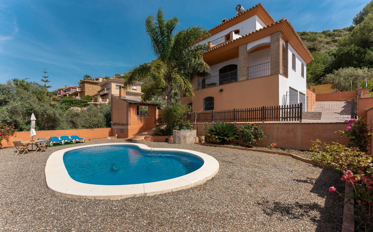 5 bed, 4 bath Villa - Detached - for sale in Coín, Málaga, for 449,000 EUR