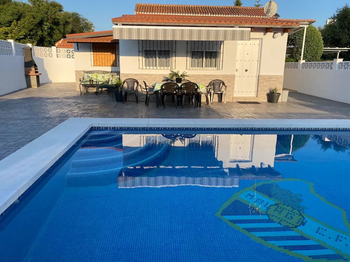 Villa Til salgs i Marbella R4355350
