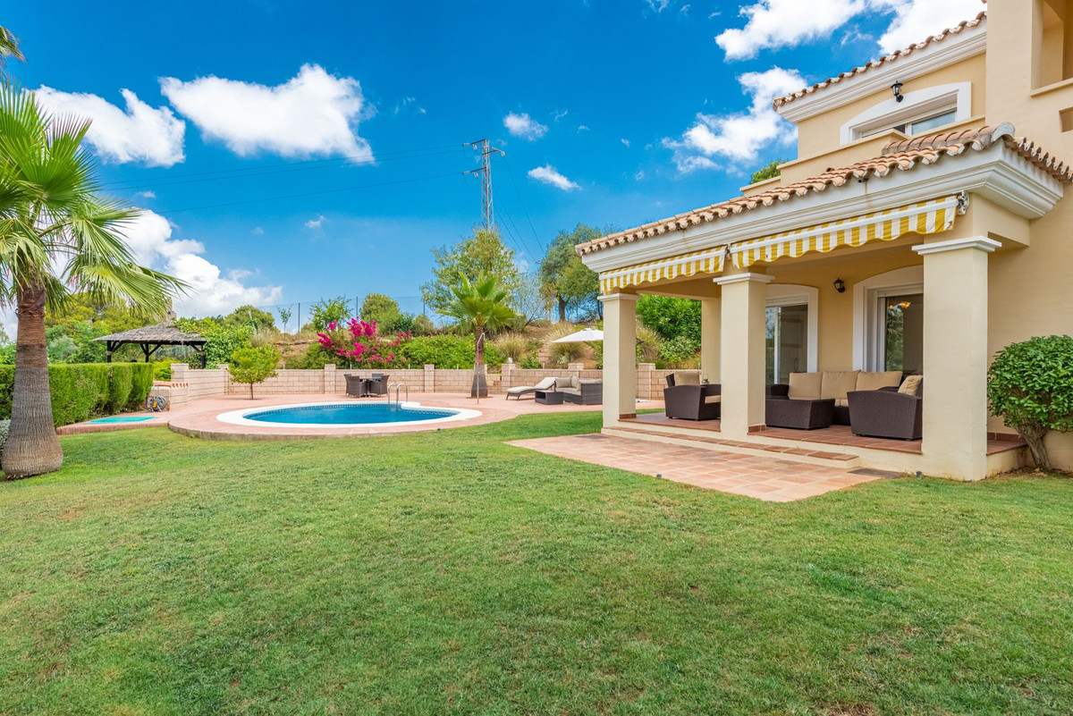 Modern detached villa located in a prime  position on the prestigious Alhaurin Golf Course.