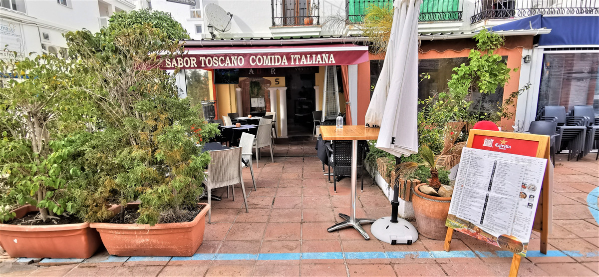Commercial Restaurant in La Duquesa, Costa del Sol
