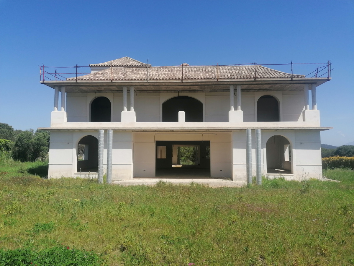 Detached Villa for sale in Sotogrande R4023547
