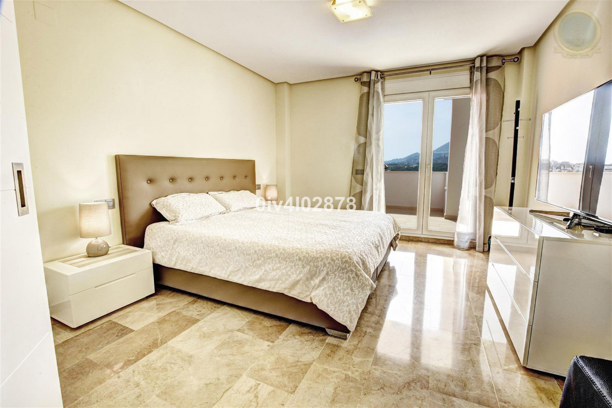 Appartement te koop in Torrequebrada R4098019