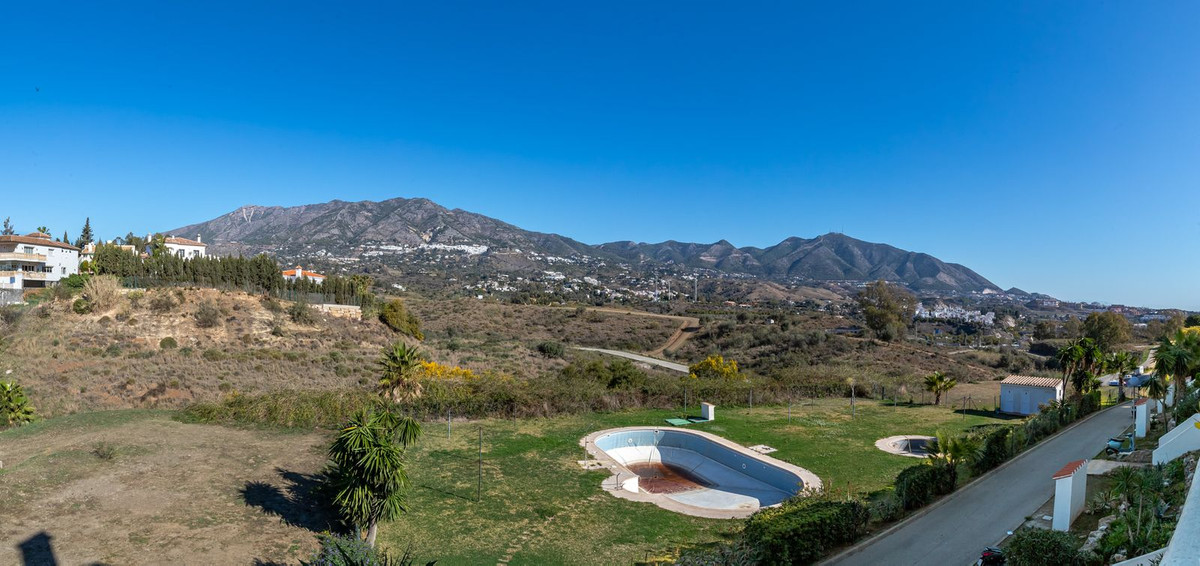 2 bed Penthouse for sale in Campo Mijas