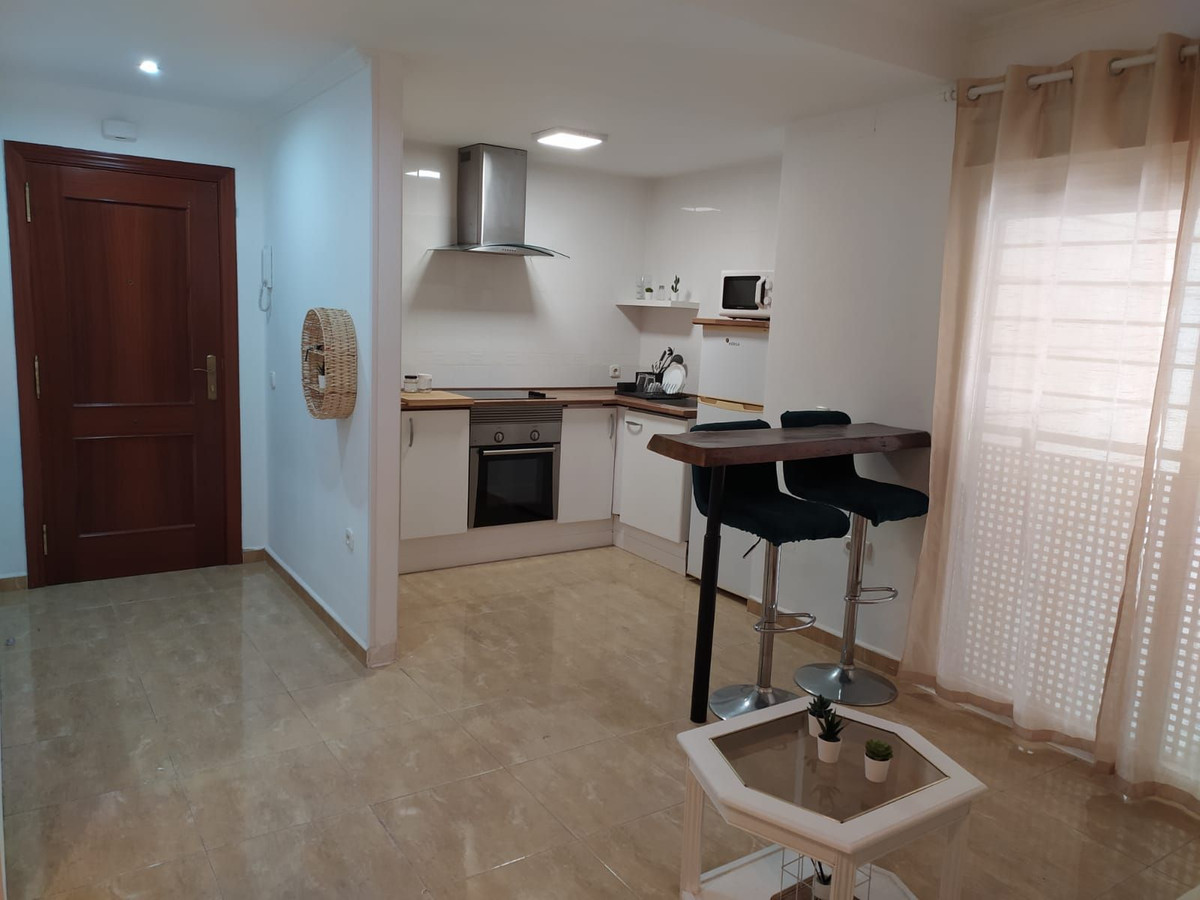 2 Dormitorios Apartamento Planta Baja  En Venta Las Lagunas, Costa del Sol - HP4317040