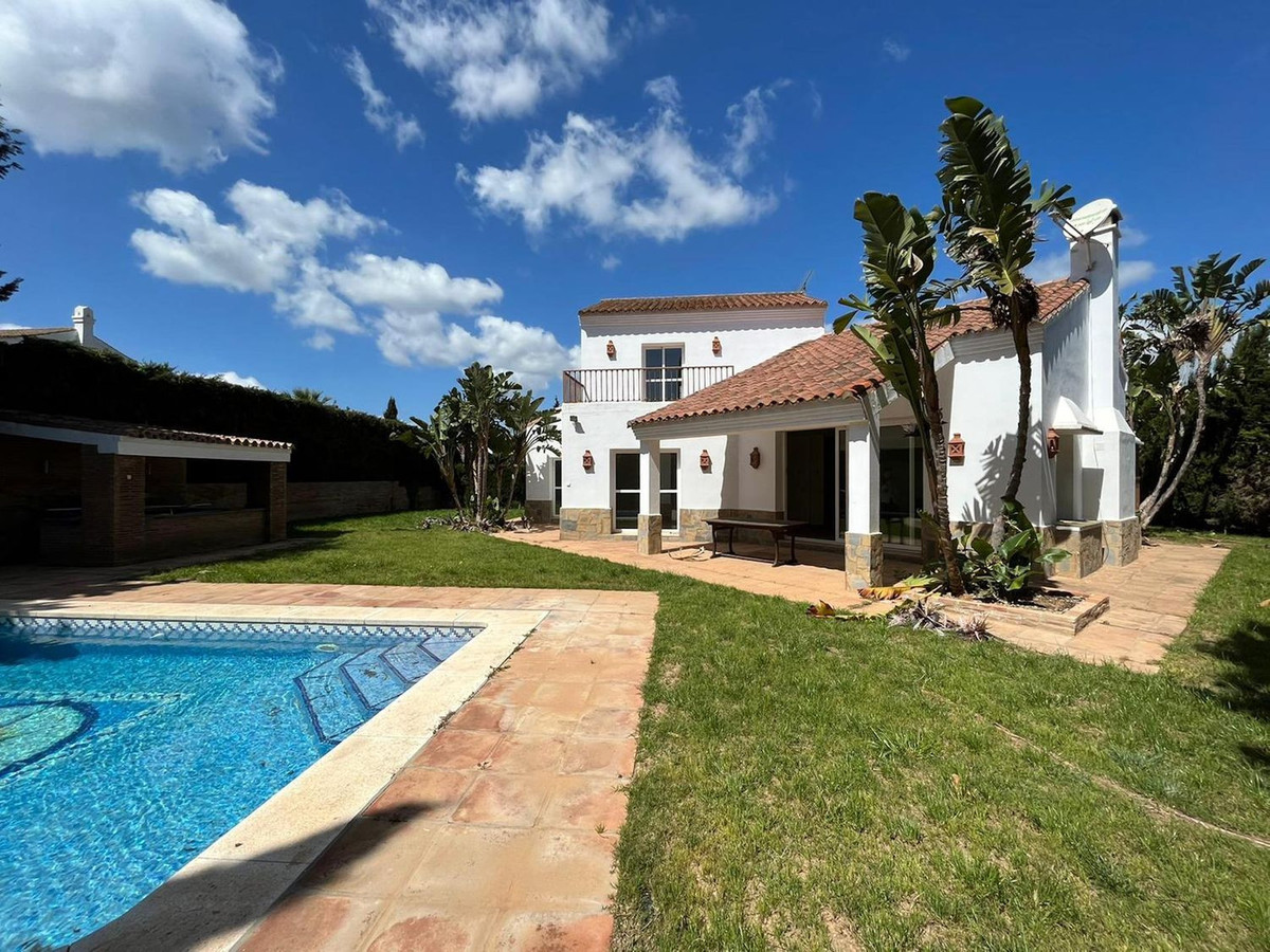 						Villa  Detached
													for sale 
															and for rent
																			 in Sotogrande
					