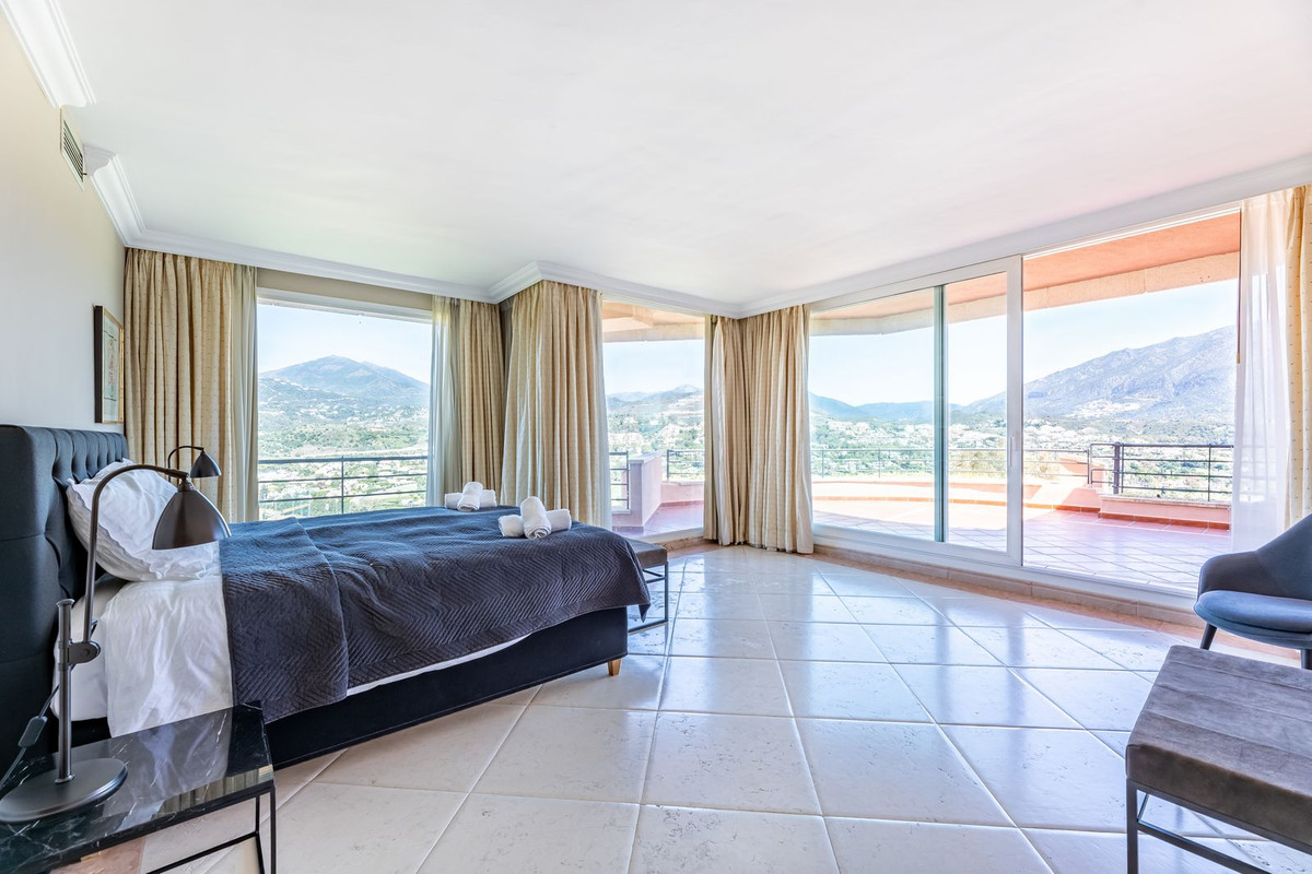Appartement te koop in Nueva Andalucía R4301827