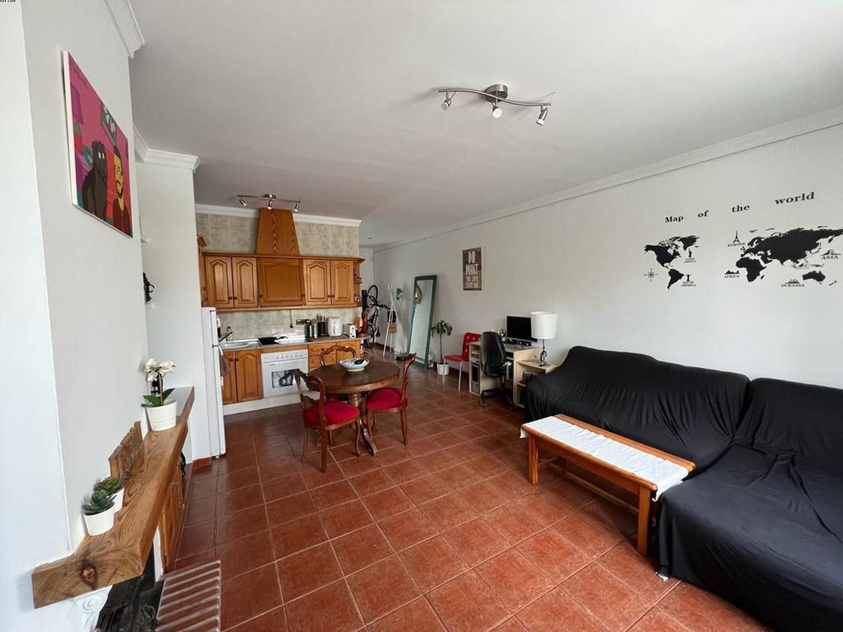 1 bedroom Commercial Property For Sale in La Cala de Mijas, Málaga