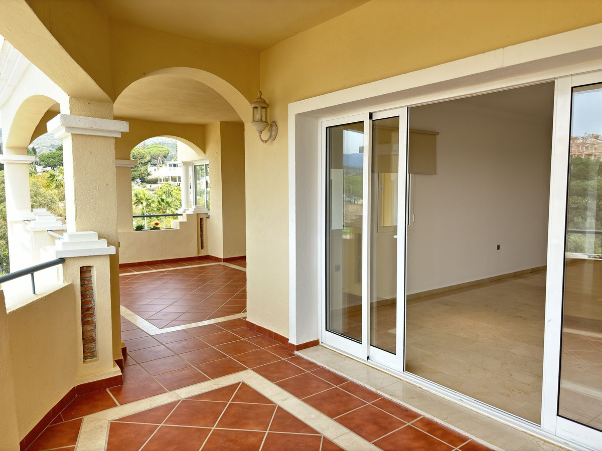 2 Dormitorios Apartamento Planta Baja  En Venta Elviria, Costa del Sol - HP4682059
