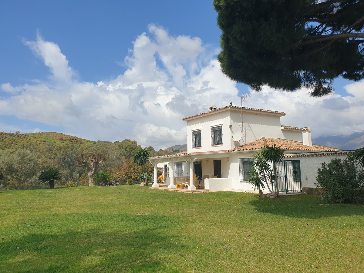 						Villa  Finca
													en vente 
																			 à La Cala Golf
					