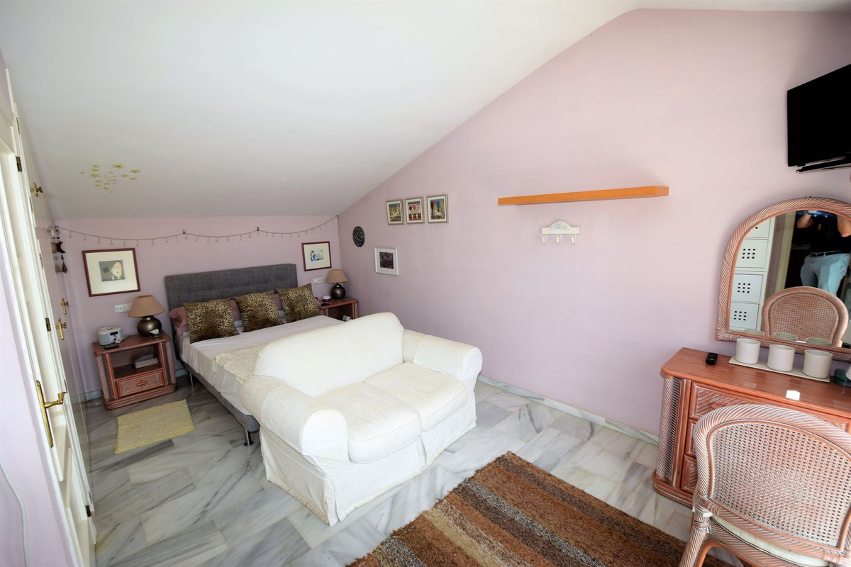 3 bedroom Townhouse For Sale in Mijas Costa, Málaga - thumb 9