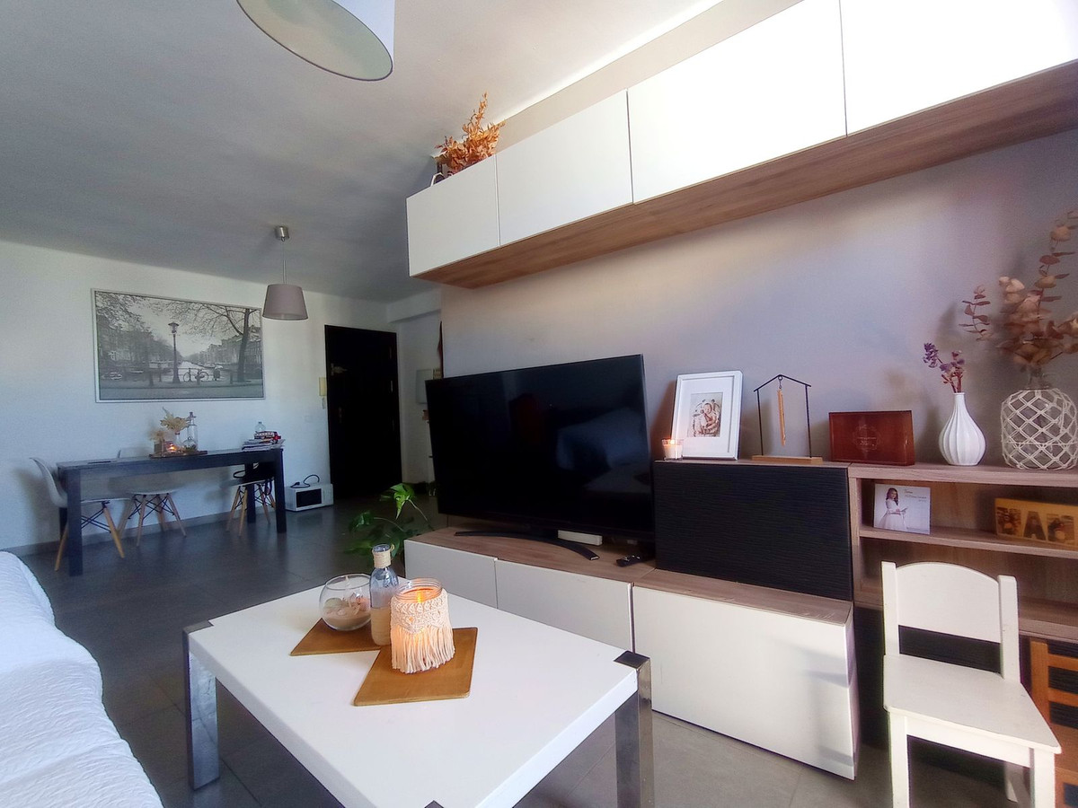  Apartamento, Planta Media  en venta    en San Pedro de Alcántara