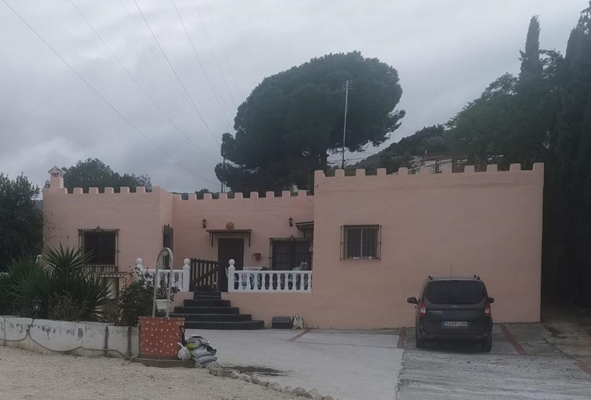 House in Alhaurín de la Torre R3759130 1