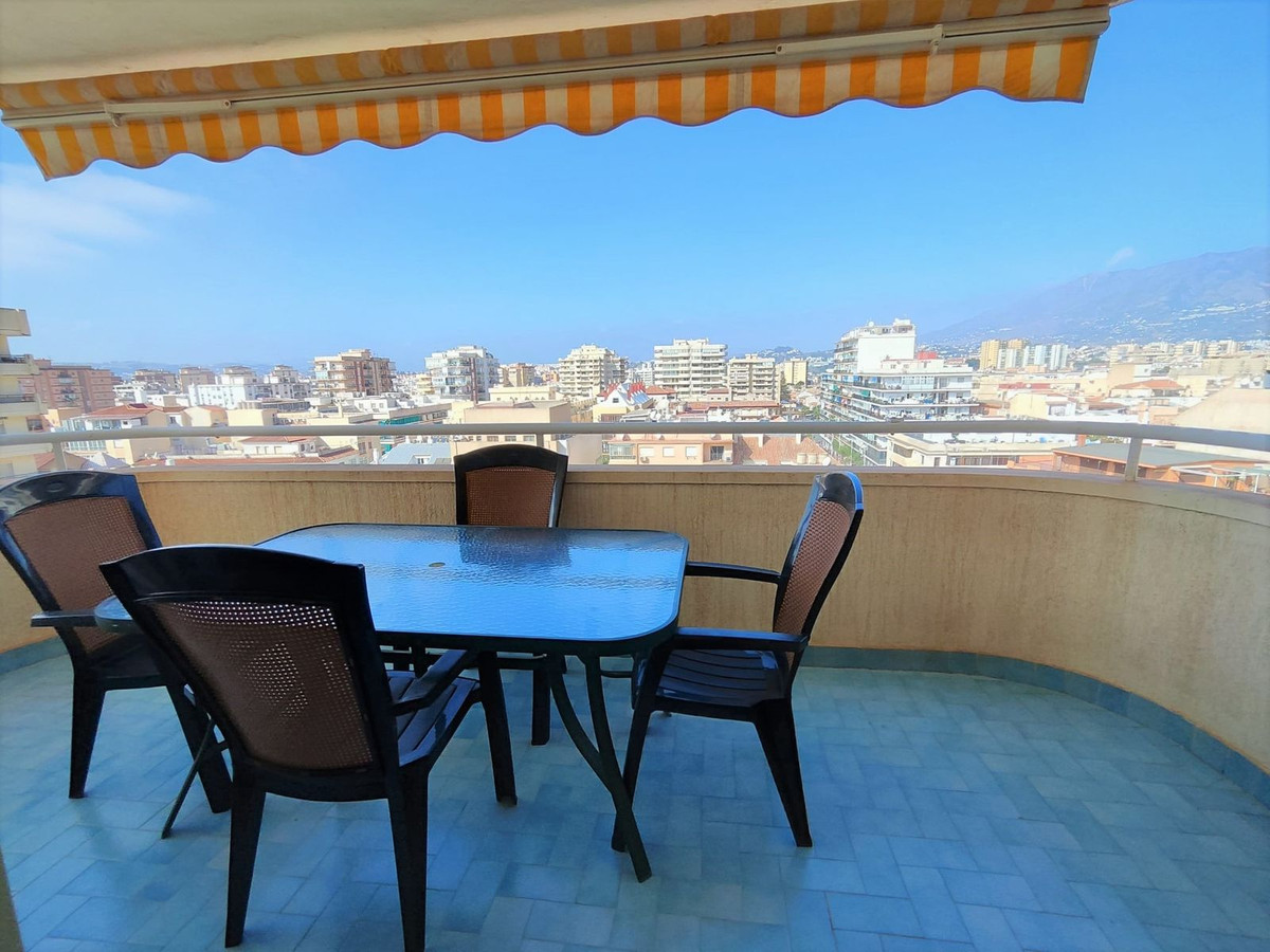 Middle Floor Apartment for sale in Fuengirola R4175647