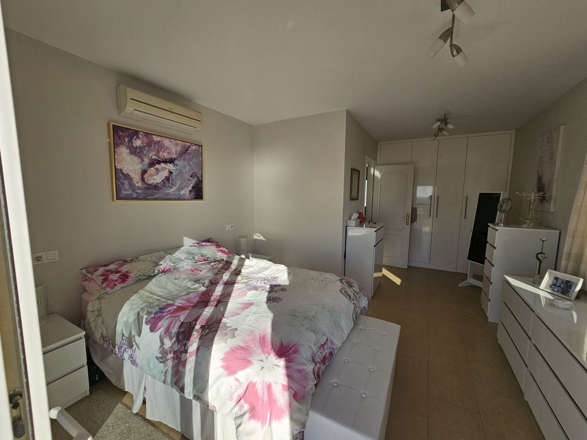 Villa con 4 Dormitorios en Venta La Cala de Mijas