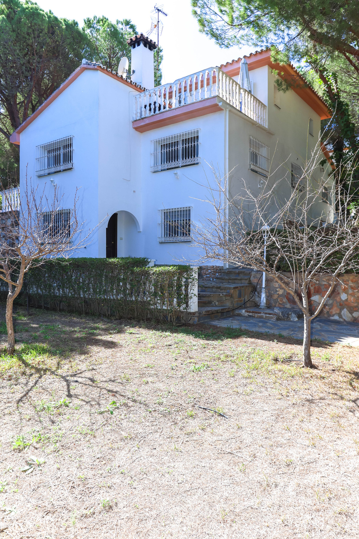 Villa te koop in Alhaurín de la Torre R4006675