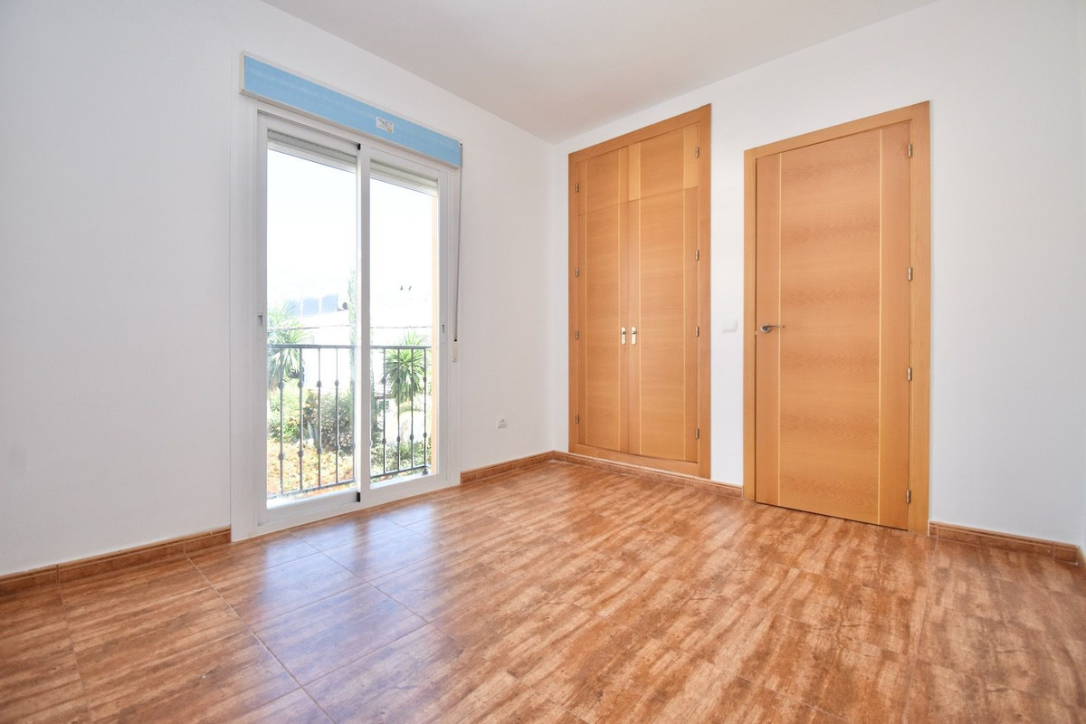 2 bedroom Townhouse For Sale in Los Boliches, Málaga - thumb 9