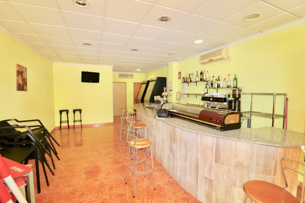 Bar - Cafeteria fully assembled and to start working. Residential area of ??passage. Newly renovated, Spain