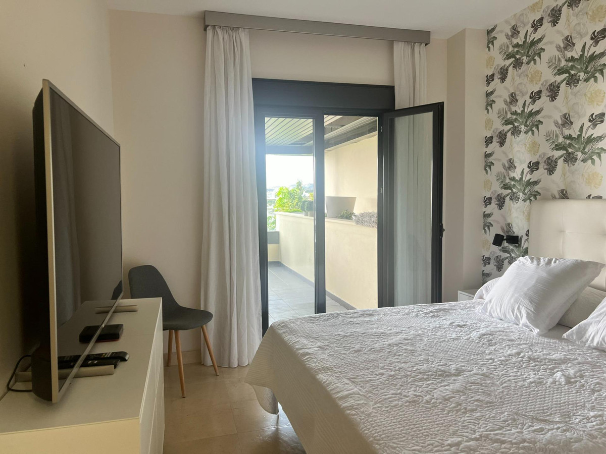 Apartment Middle Floor for sale in Benahavís, Costa del Sol
