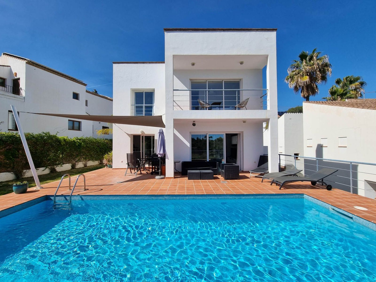 Villa - Chalet en venta en La Cala Golf, Costa del Sol