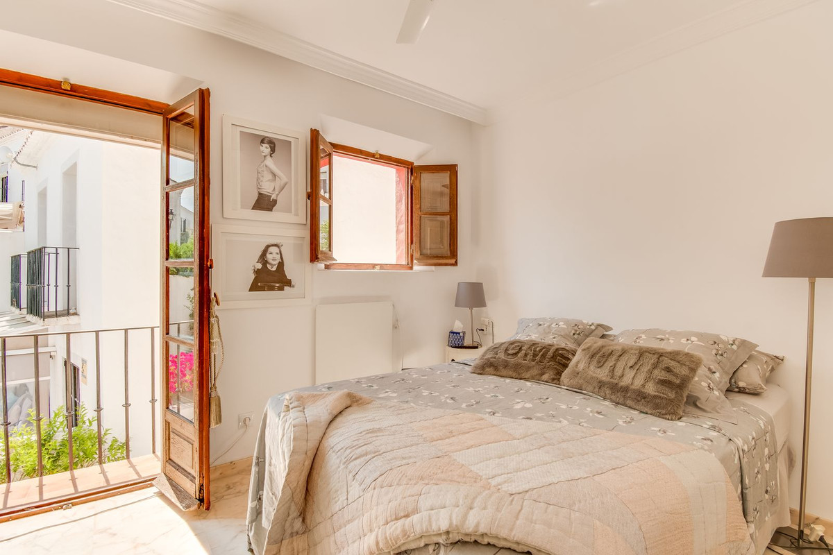 2 bedroom Townhouse For Sale in Nueva Andalucía, Málaga - thumb 10