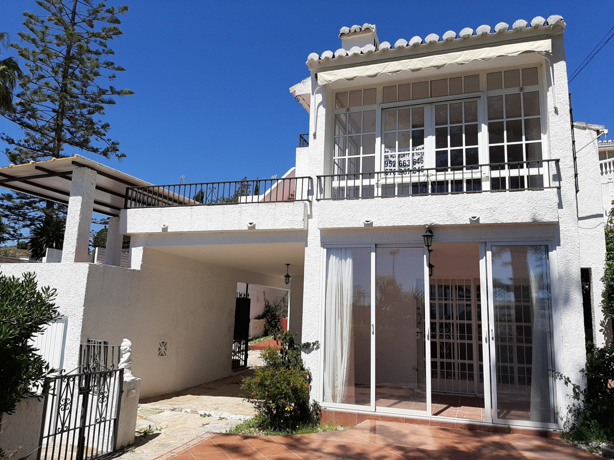 Villa Detached in Calypso, Costa del Sol
