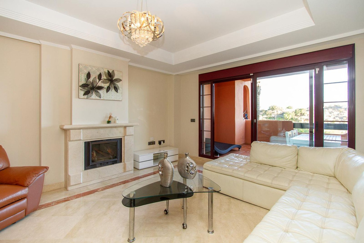 2 Bedroom Ground Floor Apartment For Sale La Mairena, Costa del Sol - HP4591036