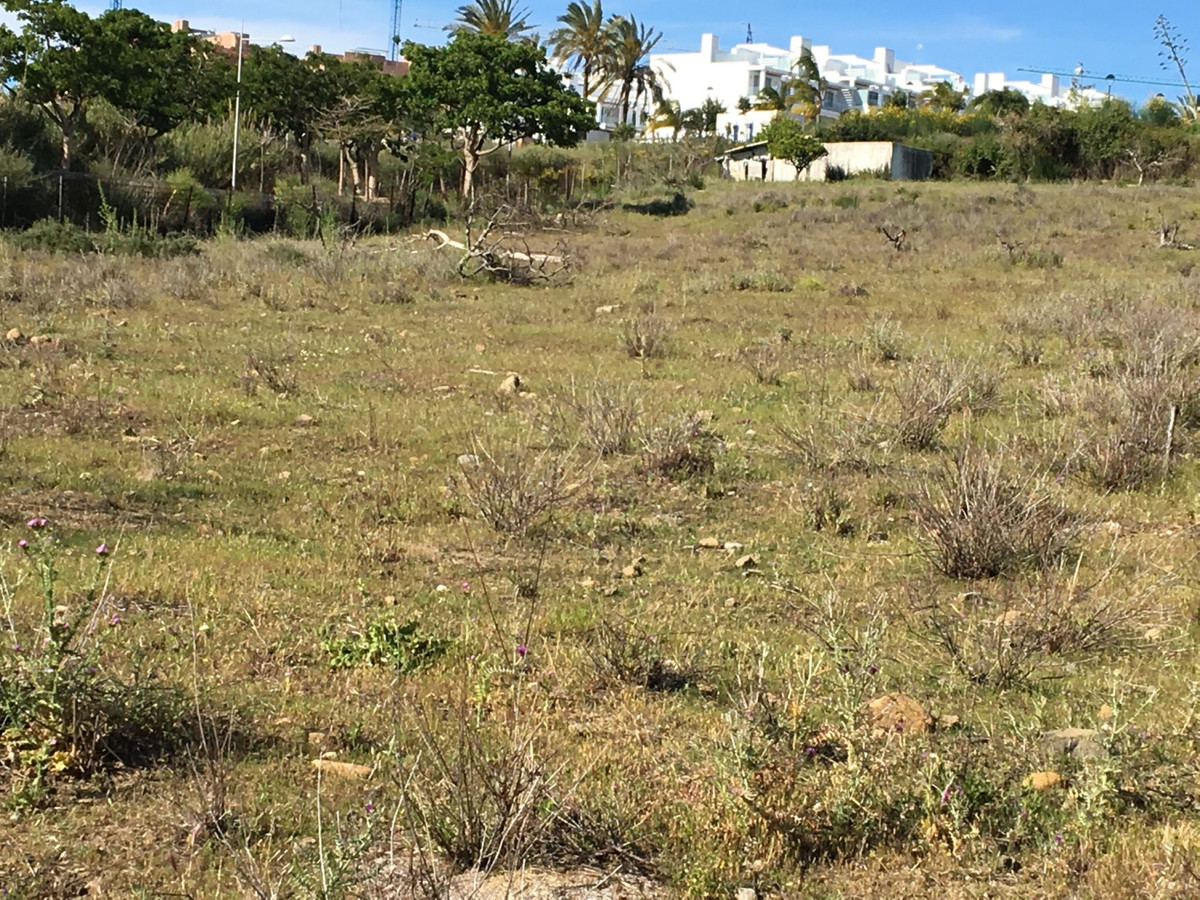 Plot Land in Cancelada, Costa del Sol
