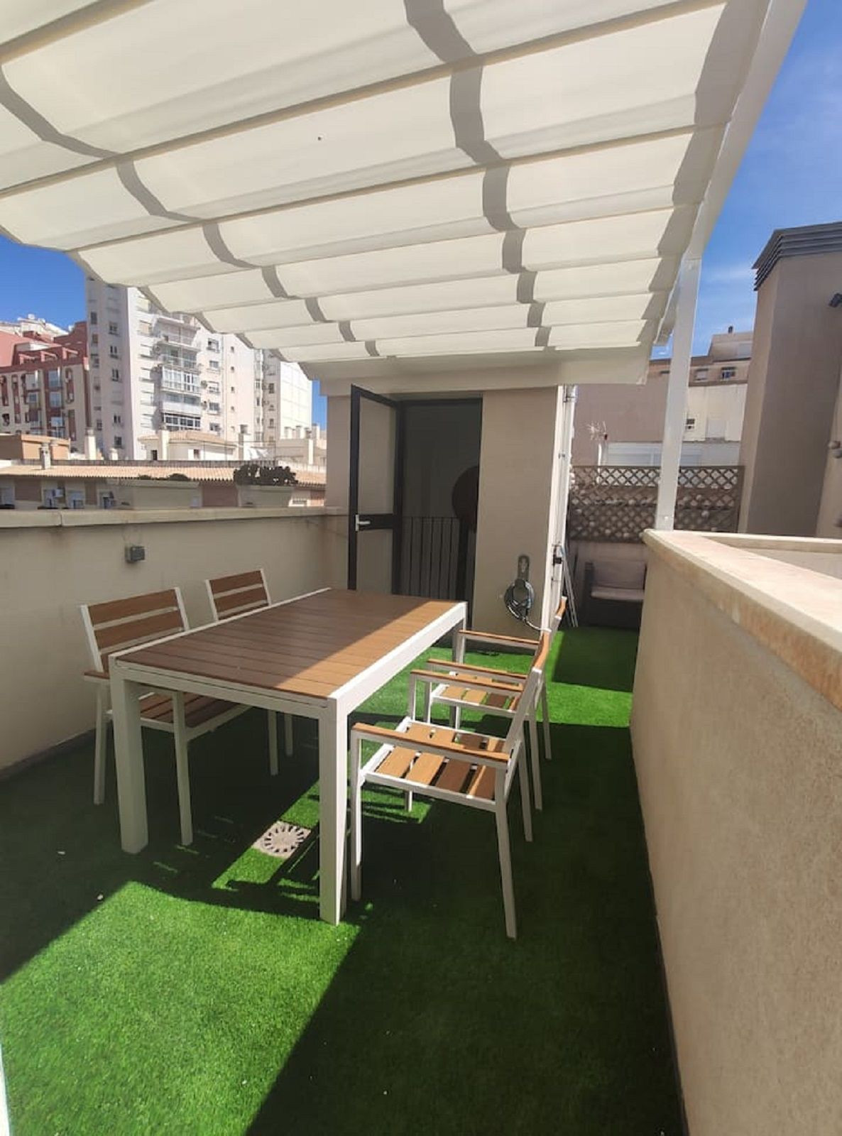 						Apartamento  Ático
													en venta 
																			 en Malaga Centro
					