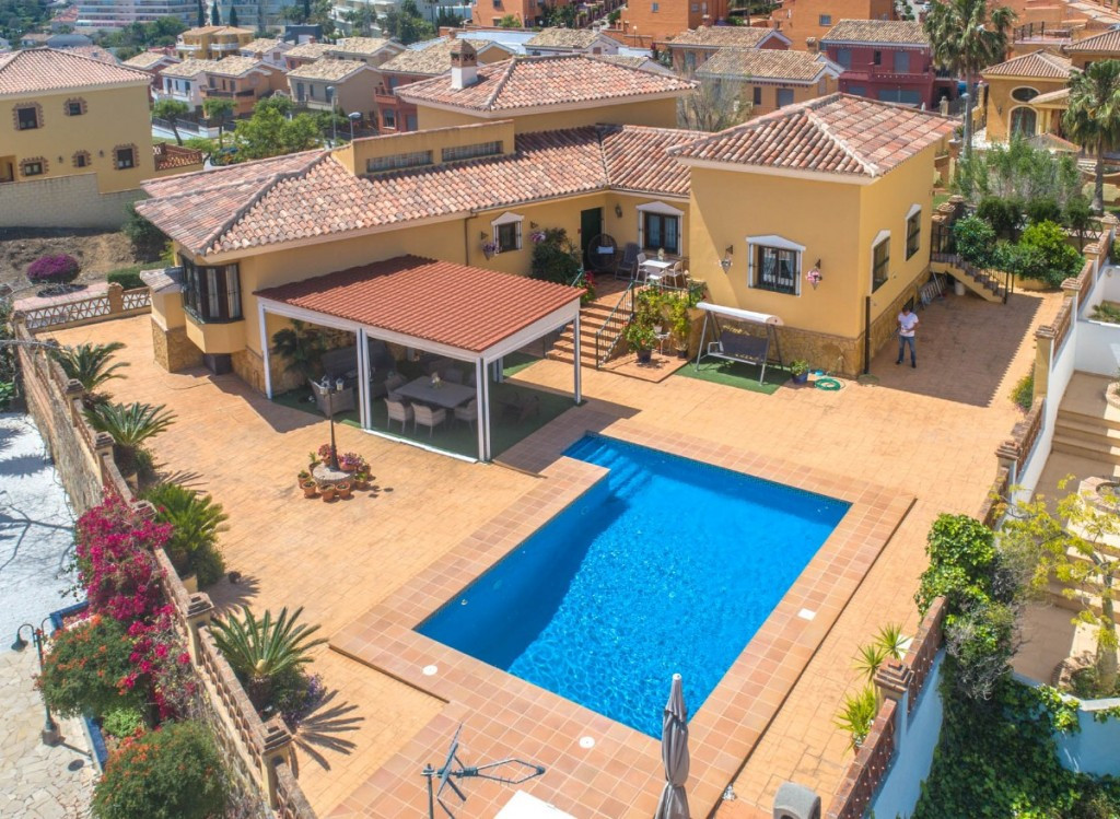 Villa - Chalet en venta en Torrequebrada R4043464