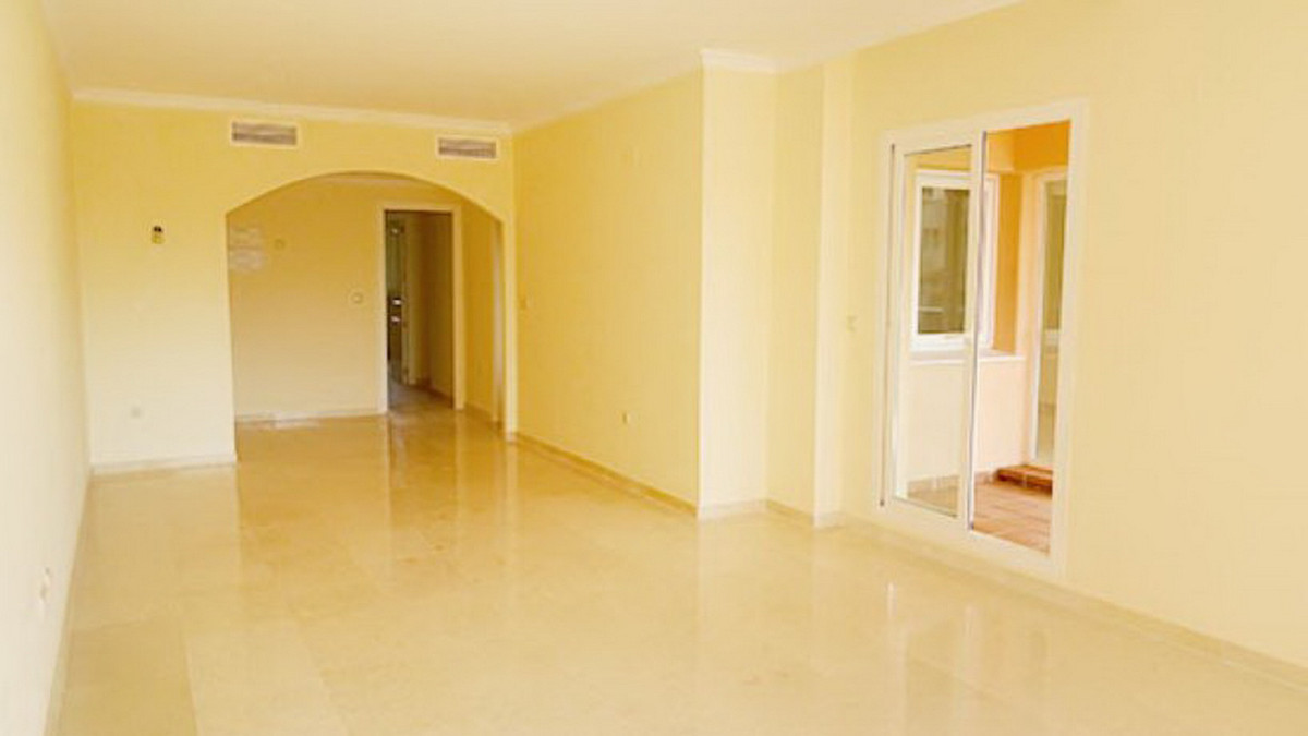 Apartamento Planta Media en Elviria, Costa del Sol
