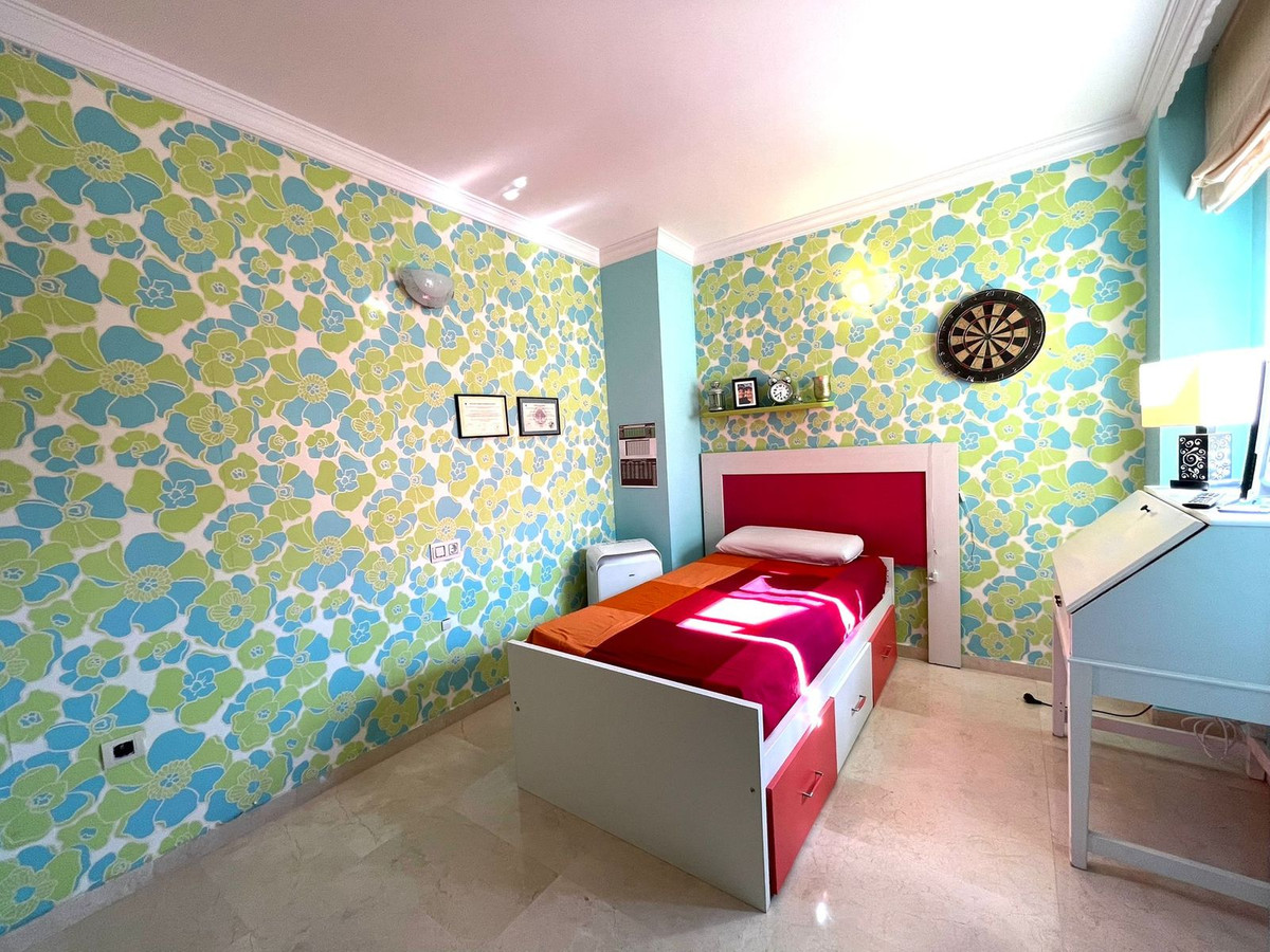4 bedroom Apartment For Sale in Torremolinos, Málaga - thumb 39