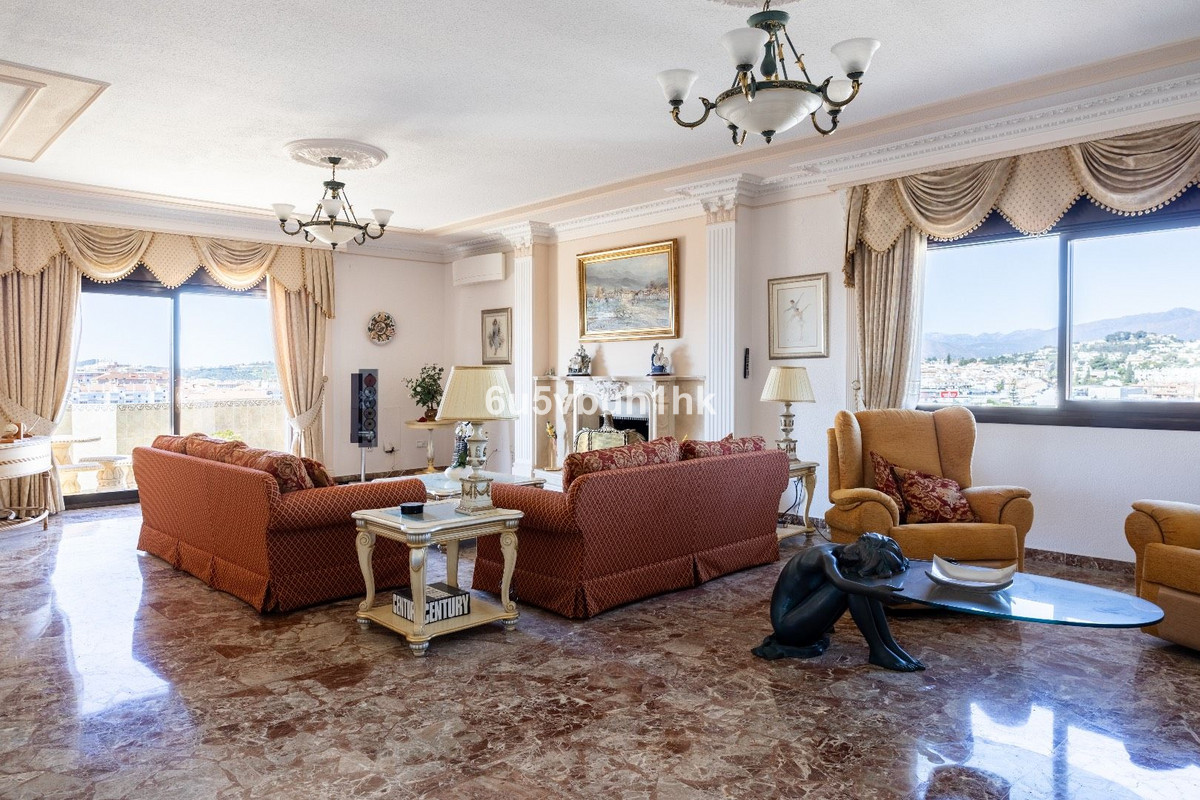 Penthouse for sale in Fuengirola, Costa del Sol