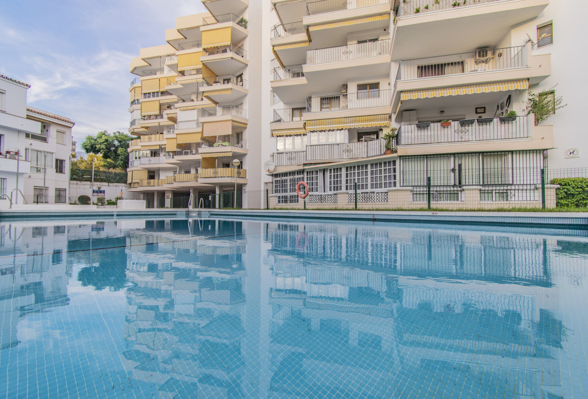 OPPORTUNITY - FIRST LINE BEACH URBANIZATION IN THE CENTER OF MARBELLA
Apartment with direct access t, Spain
