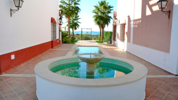Maison Jumelée Mitoyenne à Bahía de Marbella, Costa del Sol
