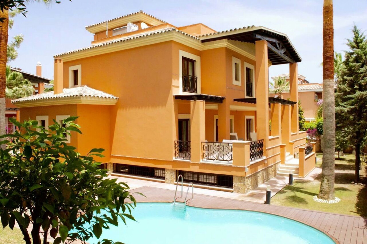 Villa en venta en Los Monteros, Costa del Sol