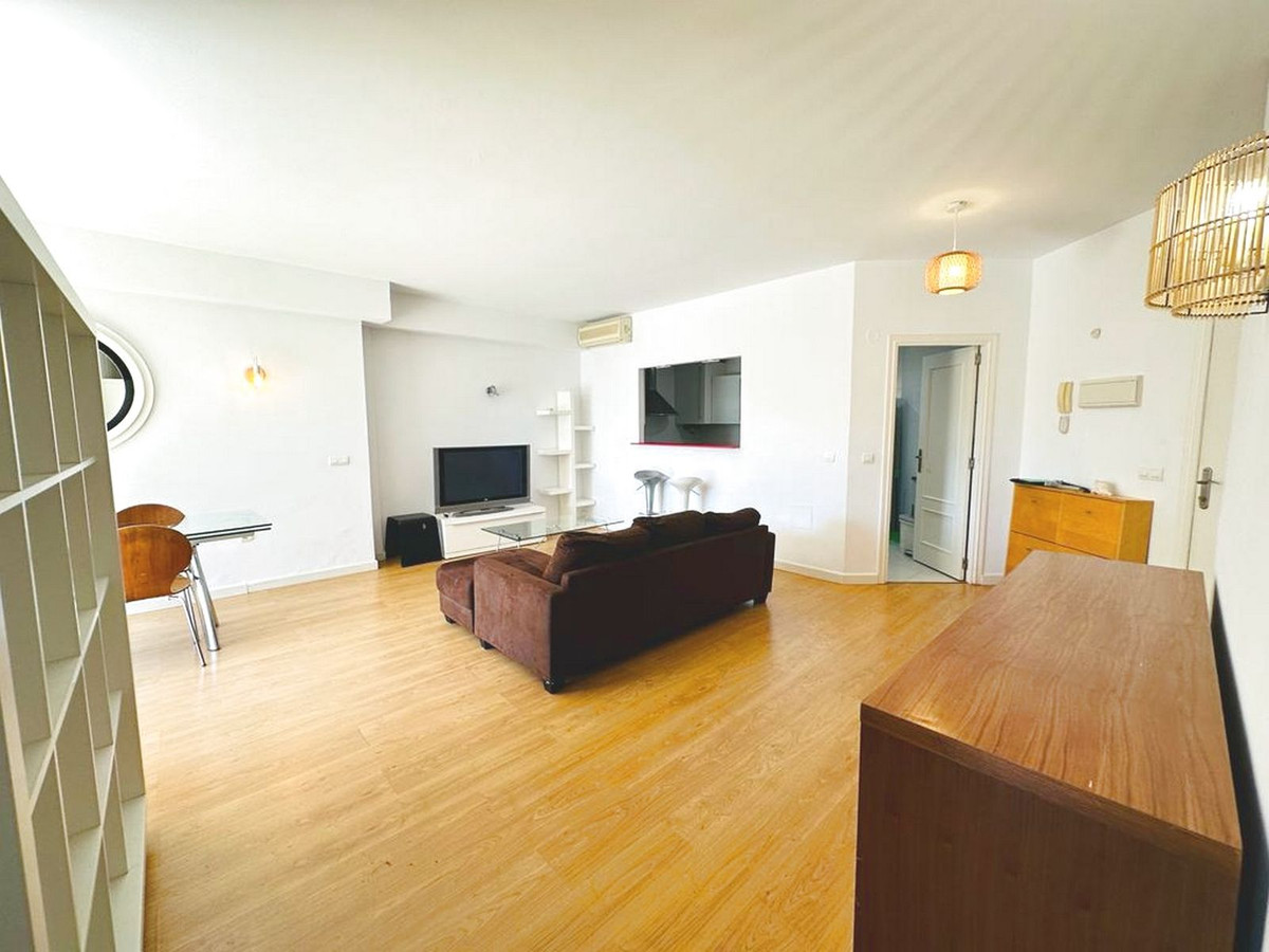 2 bedroom Apartment For Sale in Benalmadena, Málaga - thumb 10