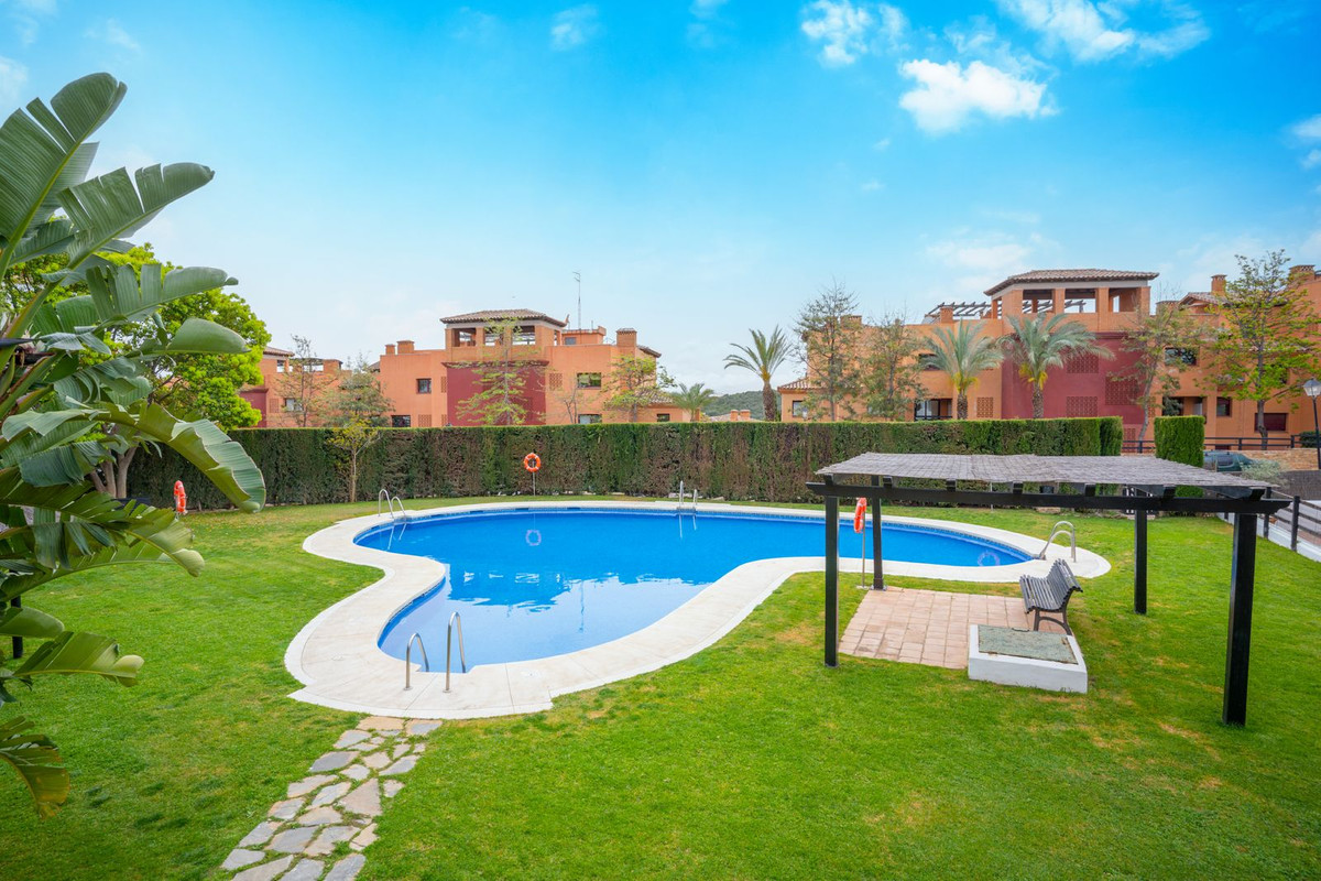 Welcome to your dream home at the prestigious Casares Costa Golf & Country Club! This stunning l, Spain