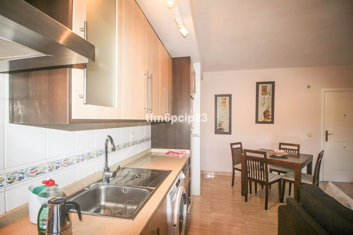 Appartement te koop in San Luis de Sabinillas R4440046