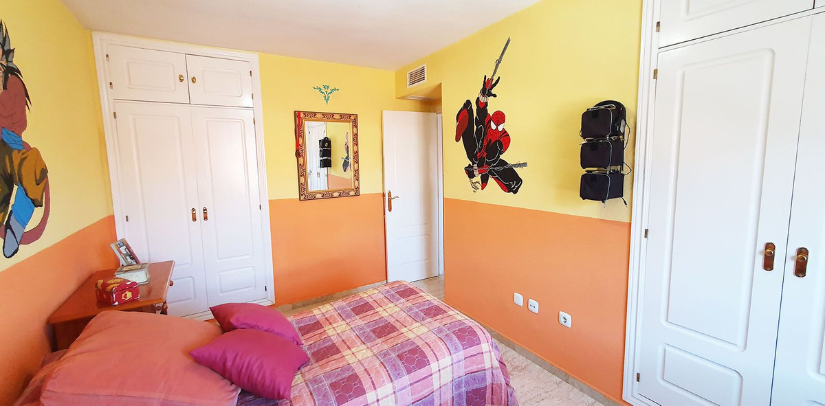 Apartamento con 5 Dormitorios en Venta Arroyo de la Miel