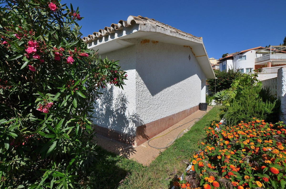 3 bedroom Villa For Sale in Arroyo de la Miel, Málaga - thumb 21