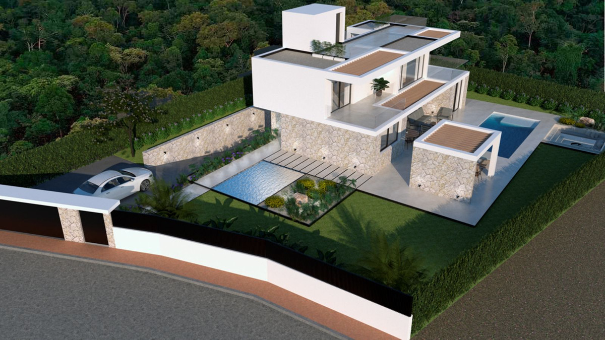 Villa Detached in Artola, Costa del Sol
