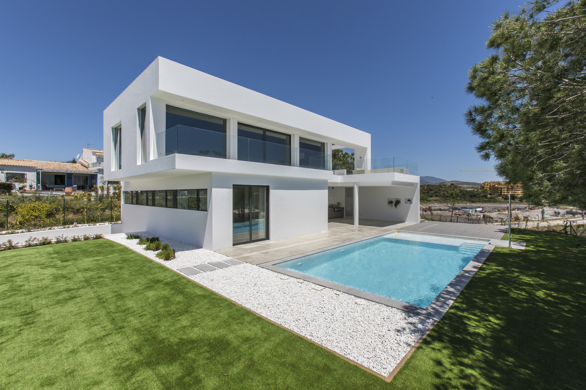 Prestigious designer villa with spectacular sea views
