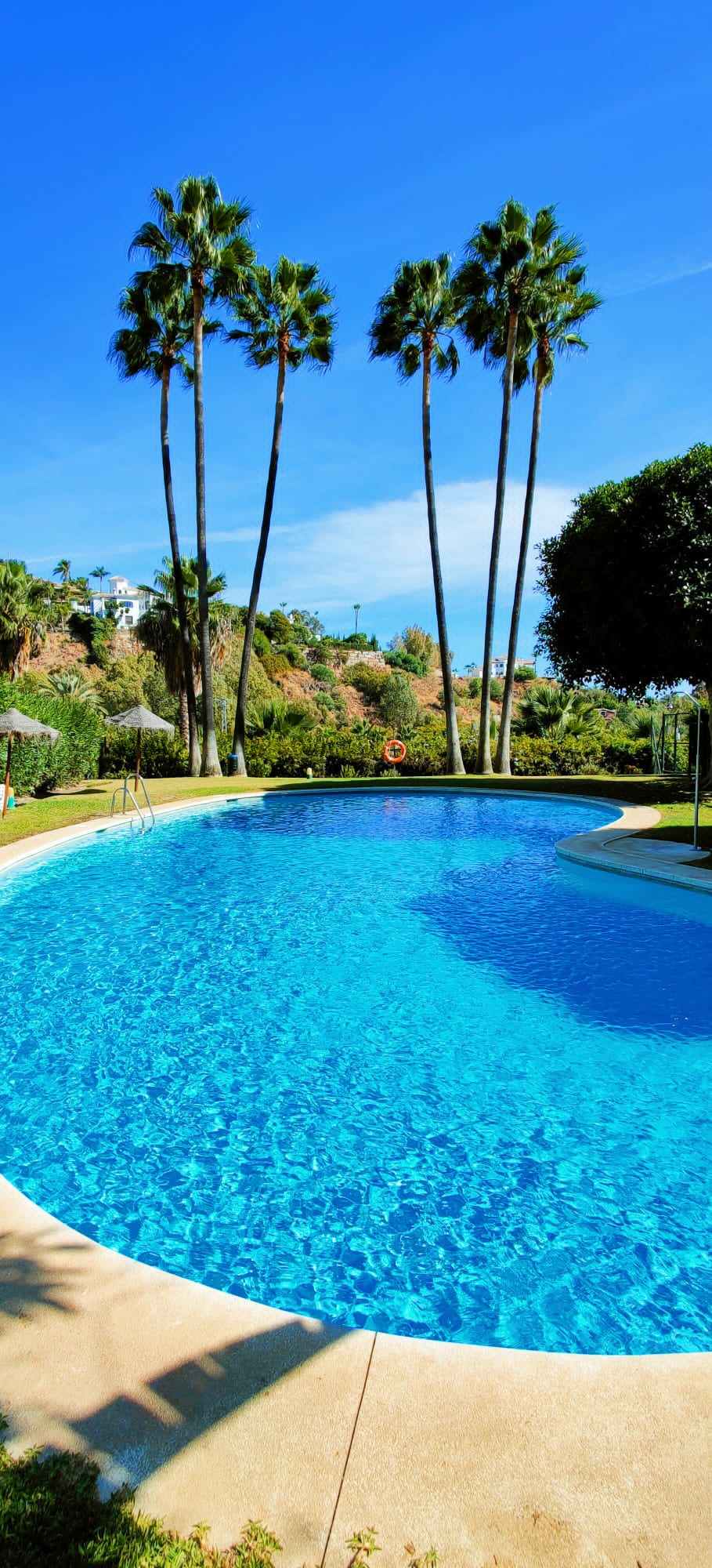 						Villa  Pareada
																					en alquiler
																			 en La Quinta
					